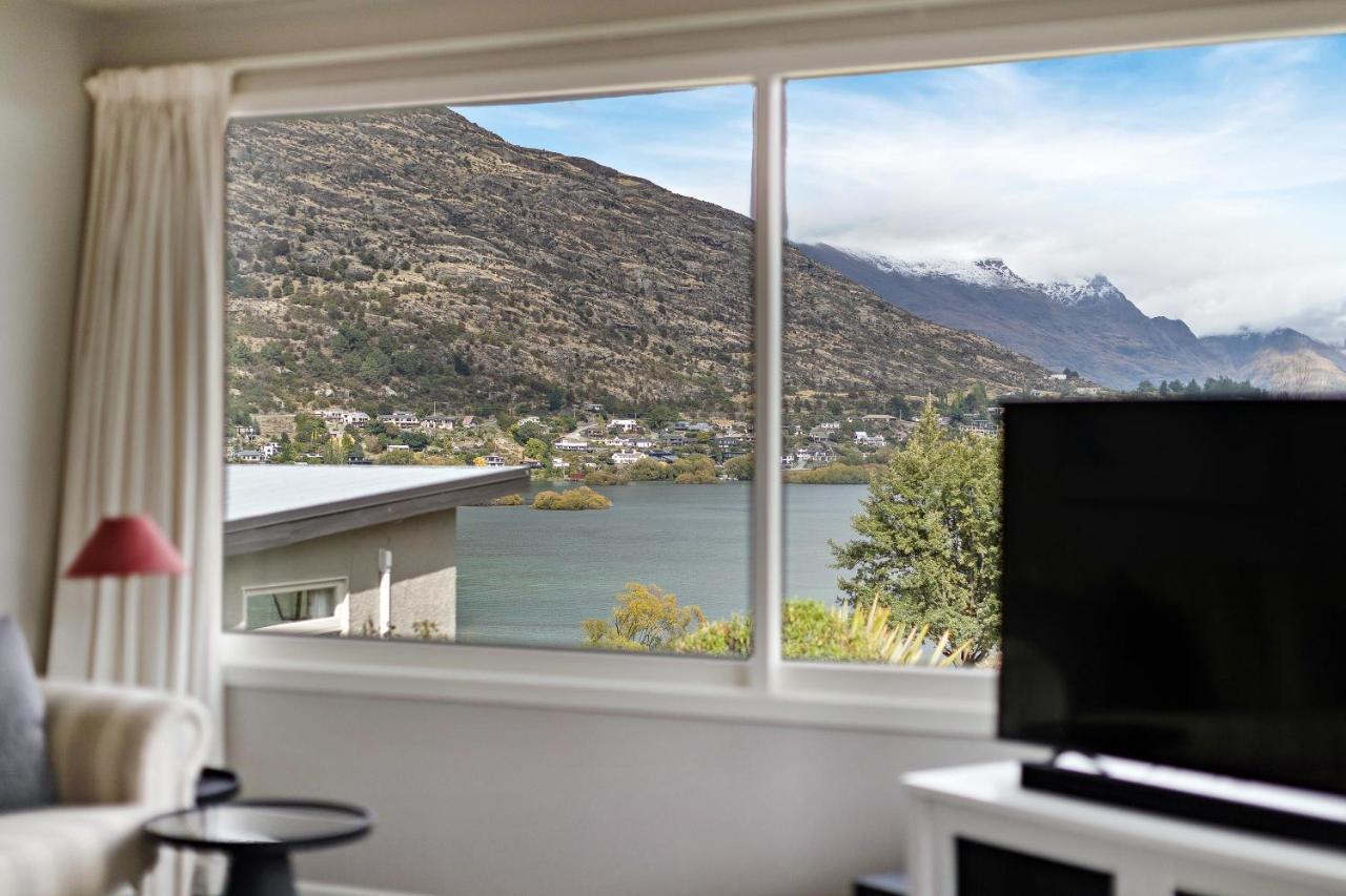 Lake And Mountain View Living Queenstown Exterior photo